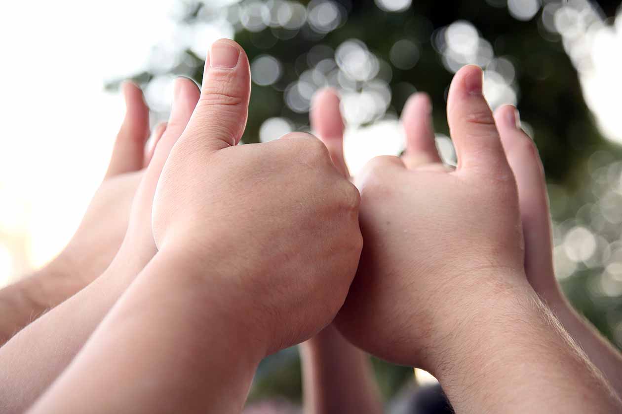 Young children's thumbs up