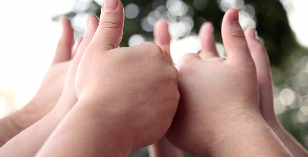 Thumbs up in a circle