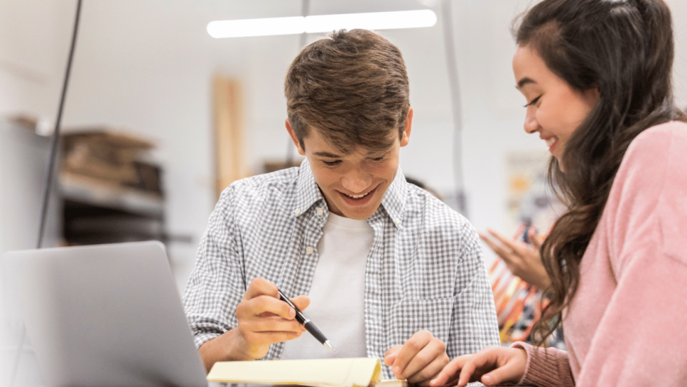 two_students_working_together